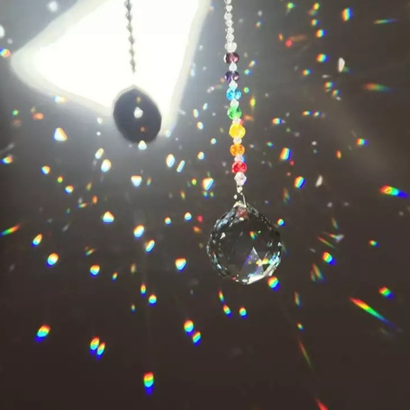 Sun catcherπ chakra crystal diamond ball 20mm rainbow shiny strand beaded decor - Picture 6 of 10